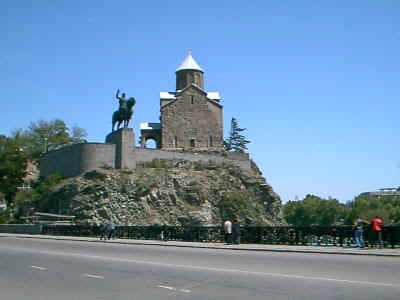 Tbilisi Metekhi.jpg (27219 bytes)
