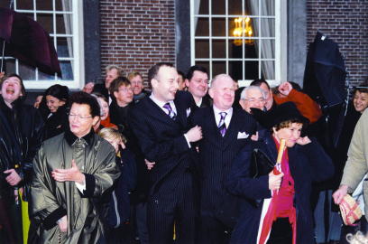 LJ06 hr2.jpg (30040 bytes)