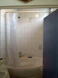 Badkamer.jpg (15051 bytes)