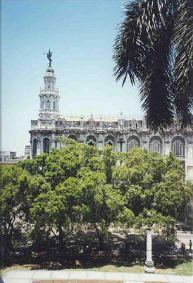 HavannaUitzichtcapitool.jpg (41940 bytes)