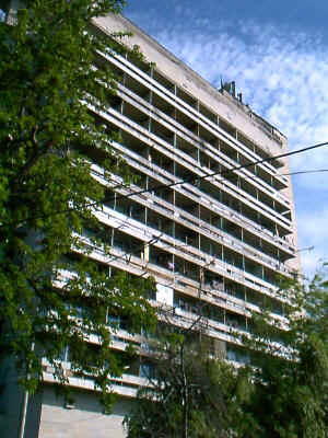 Telavi hotel.jpg (48930 bytes)