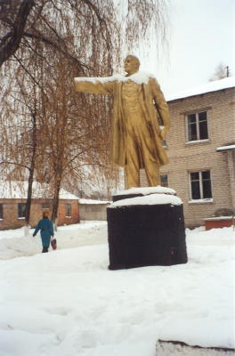 Lenin.jpg (22644 bytes)